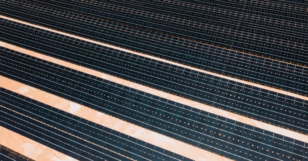 découvrez les panneaux solaires aérovoltaïques : une technologie innovante qui combine production d'électricité et ventilation pour optimiser l'efficacité énergétique.