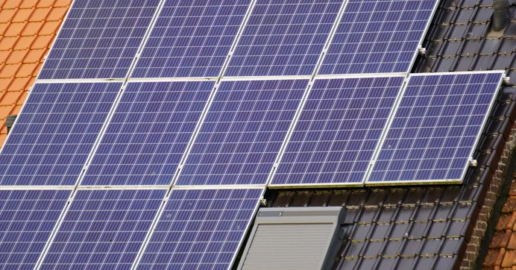 installation solaire autonome : solutions efficaces pour produire votre propre énergie renouvelable hors réseau électrique.