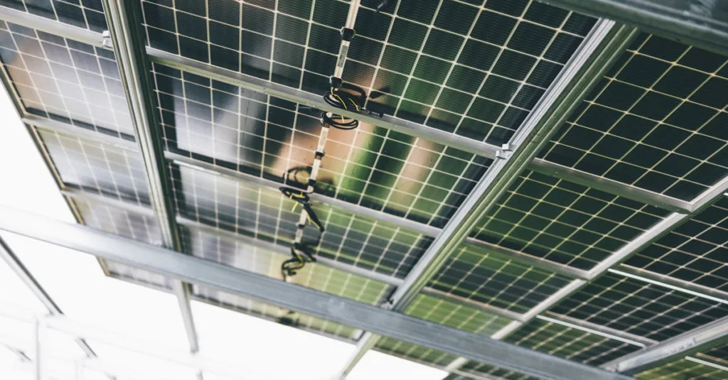 découvrez tout sur la connexion photovoltaïque : installation, fonctionnement et avantages des systèmes solaires pour optimiser votre production d'énergie renouvelable.