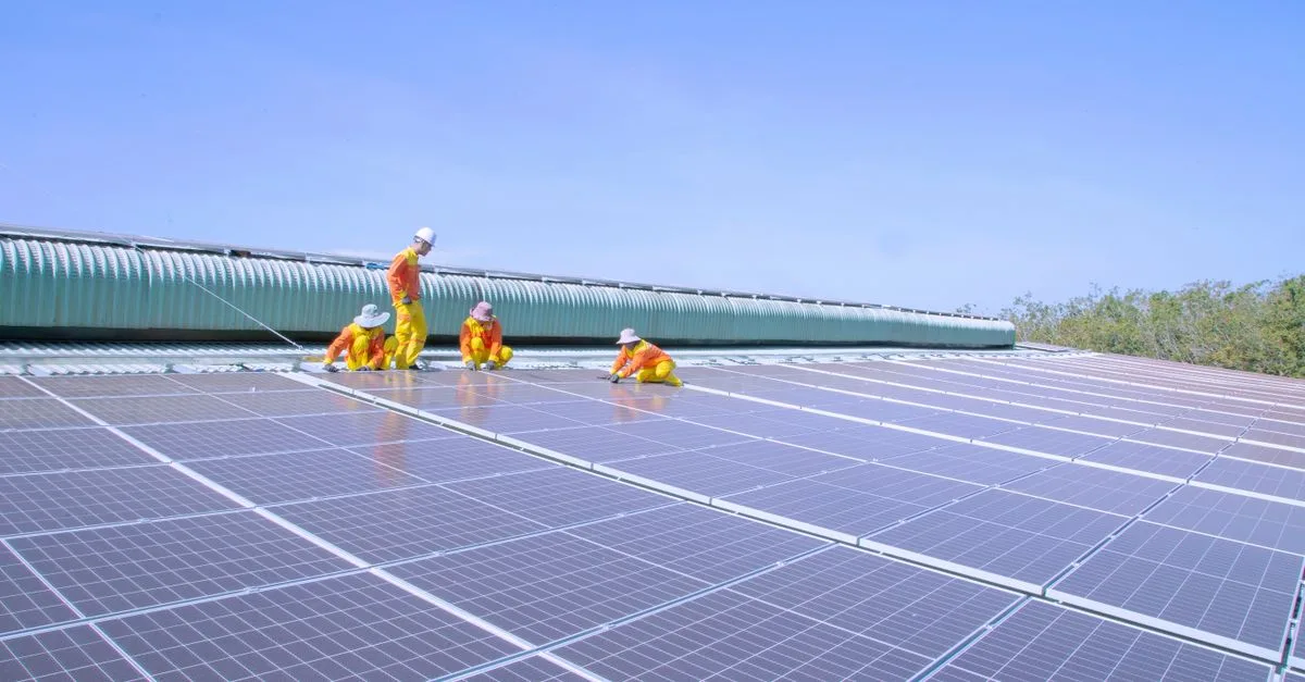 simulateur de rentabilité pour installation solaire : évaluez vos économies et le retour sur investissement de vos projets photovoltaïques.