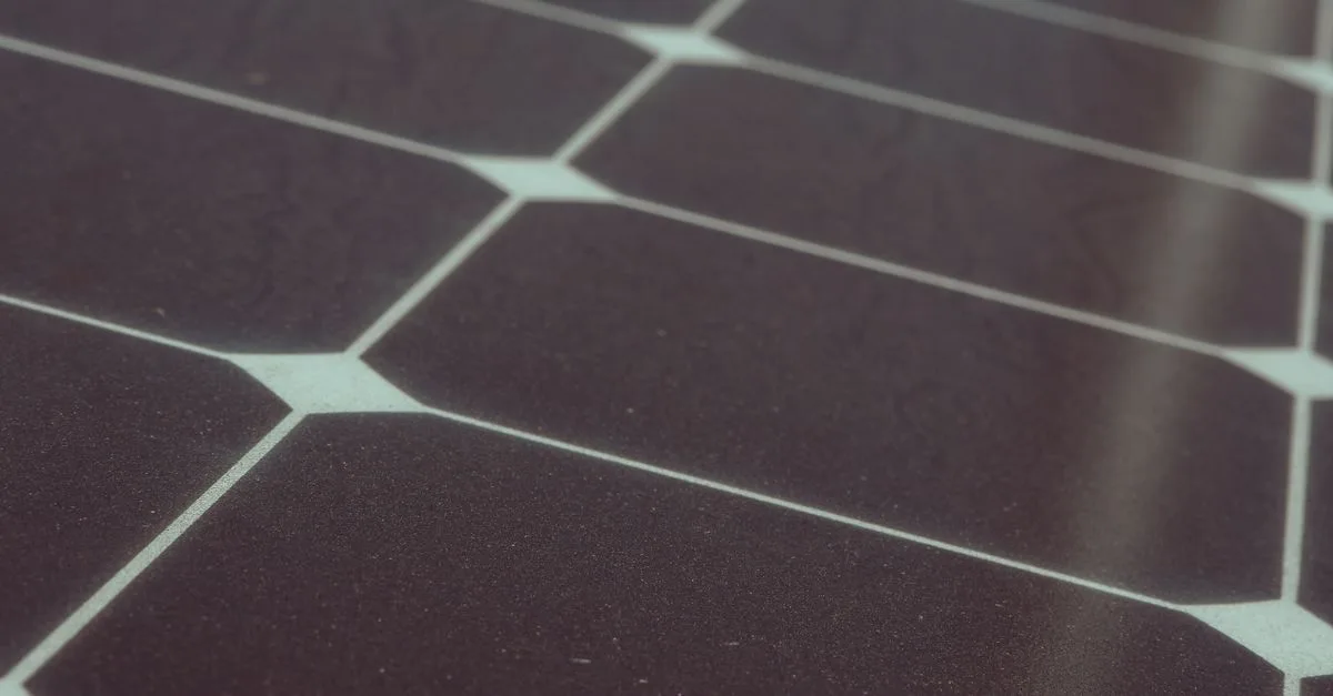 découvrez la rentabilité des panneaux solaires à toulouse : investissement, économies d'énergie et aides financières pour un projet solaire rentable et écologique.
