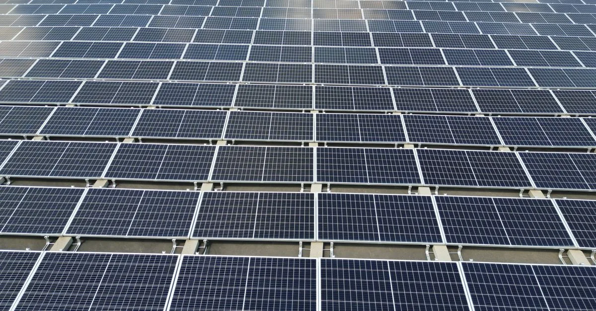 découvrez nos panneaux solaires haute performance pour une énergie propre et économique. installez des solutions durables adaptées à vos besoins en énergie renouvelable.