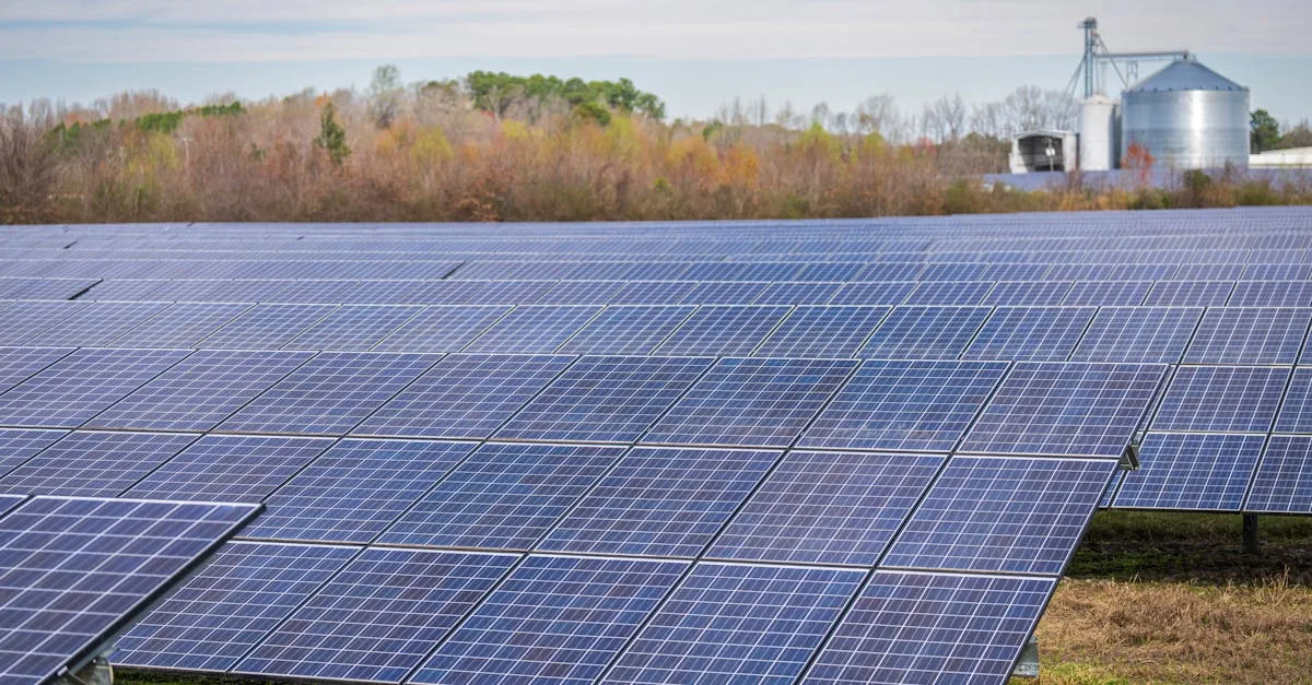 découvrez nos panneaux solaires performants et écologiques pour réduire votre facture d'énergie tout en préservant l'environnement.