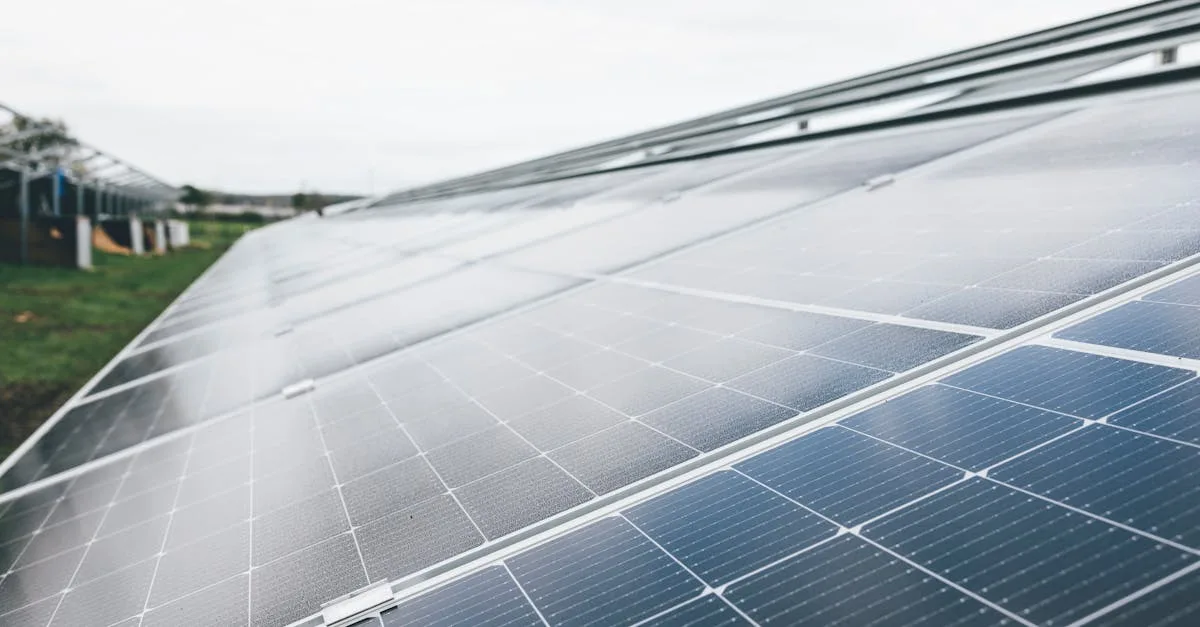 installation de panneaux solaires à bordeaux : profitez d'une énergie renouvelable, réduisez vos factures et contribuez à la protection de l'environnement avec nos experts locaux.