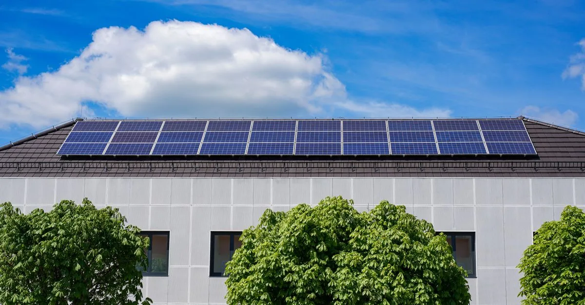découvrez nos solutions de panneaux solaires à strasbourg pour une énergie renouvelable, économique et respectueuse de l'environnement.