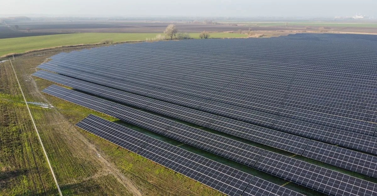 détection de baisse de production solaire : surveillez et analysez efficacement les performances de vos panneaux solaires pour optimiser votre rendement énergétique.