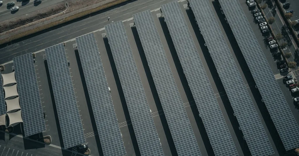 optimisez votre consommation d'énergie avec l'autoconsommation solaire : réduisez vos factures et adoptez une solution écologique et durable.